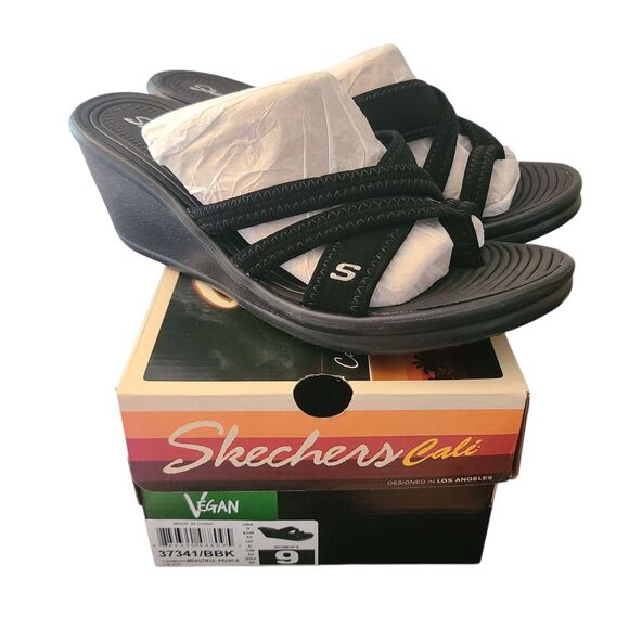 Skechers Cali Women's Rumblers Beautiful People Wedge Sandal Sz 9 Black New NIB - Picture 1 of 6